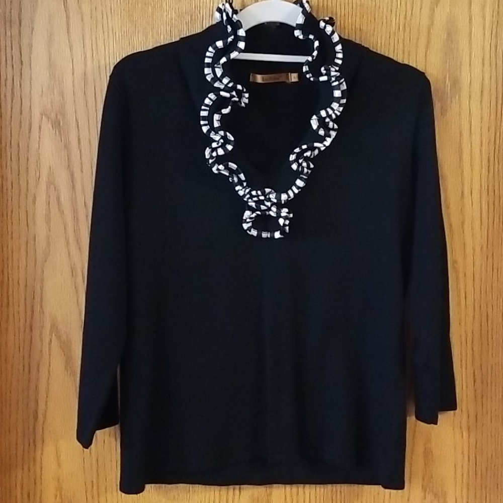 Belldini classy ruffle collar sweater, size Large